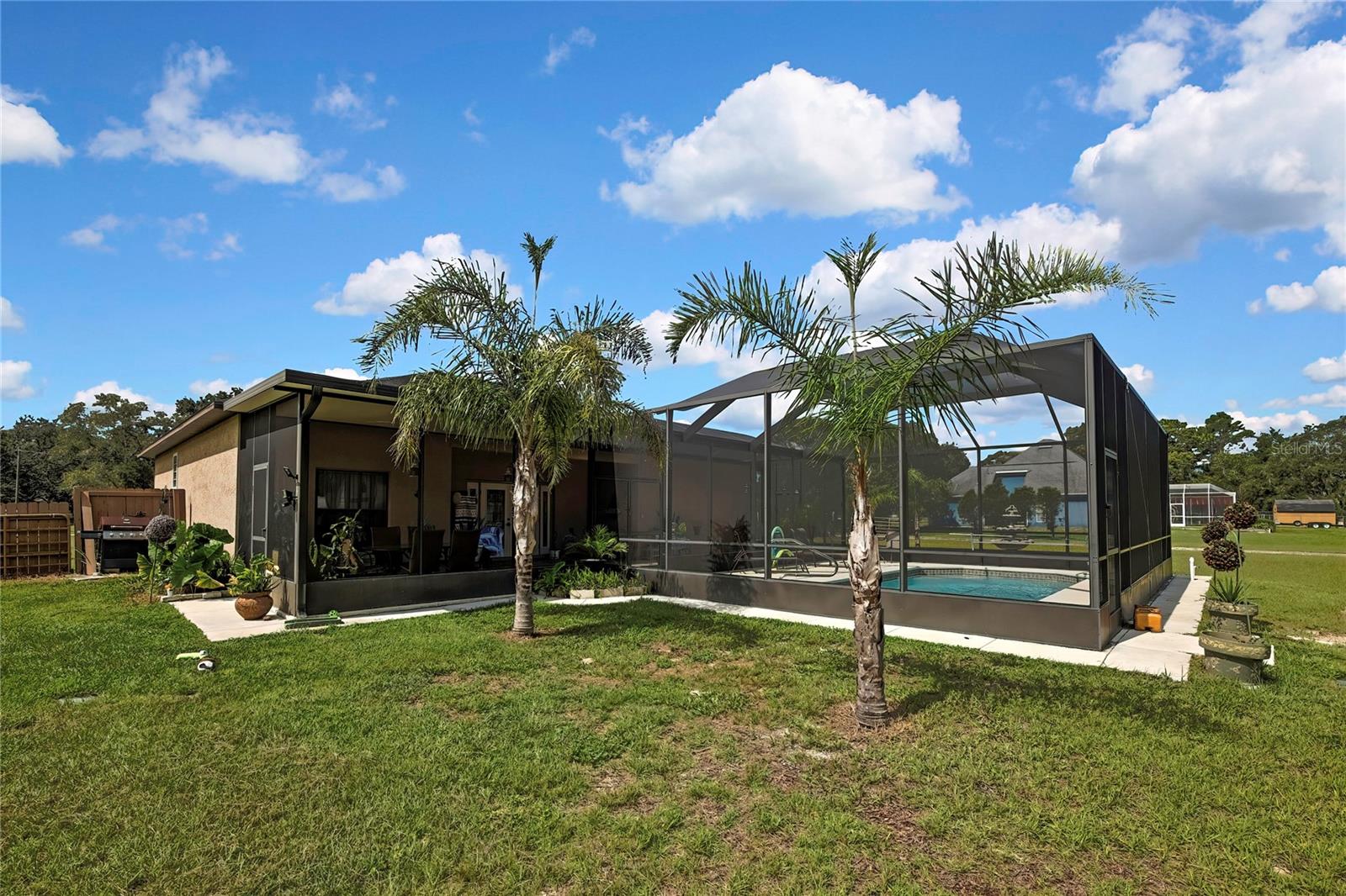 Image 28 of 34 For 16605 Diplomat Drive