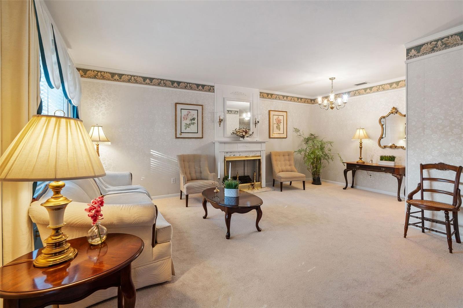 Image 5 of 32 For 6423 Murray Hill Drive