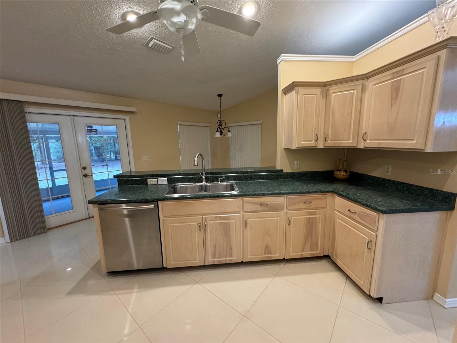 Image 19 of 61 For 3320 Eagle Court