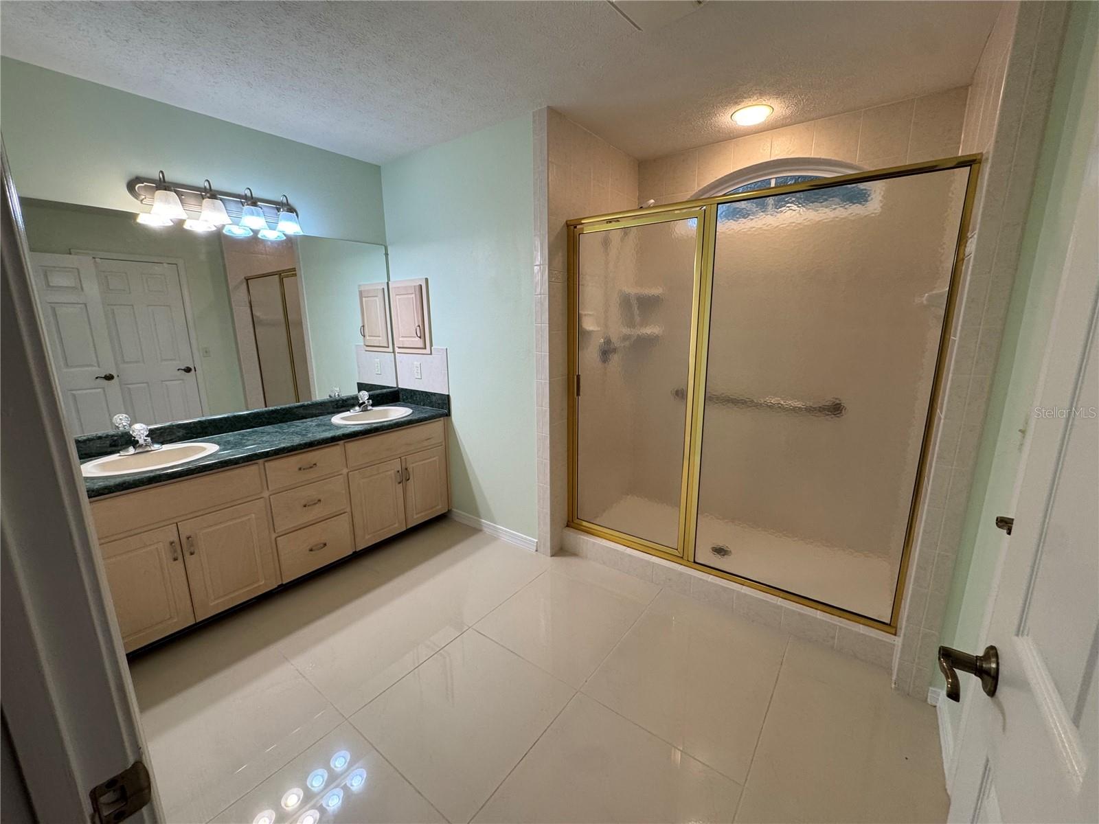 Image 35 of 61 For 3320 Eagle Court