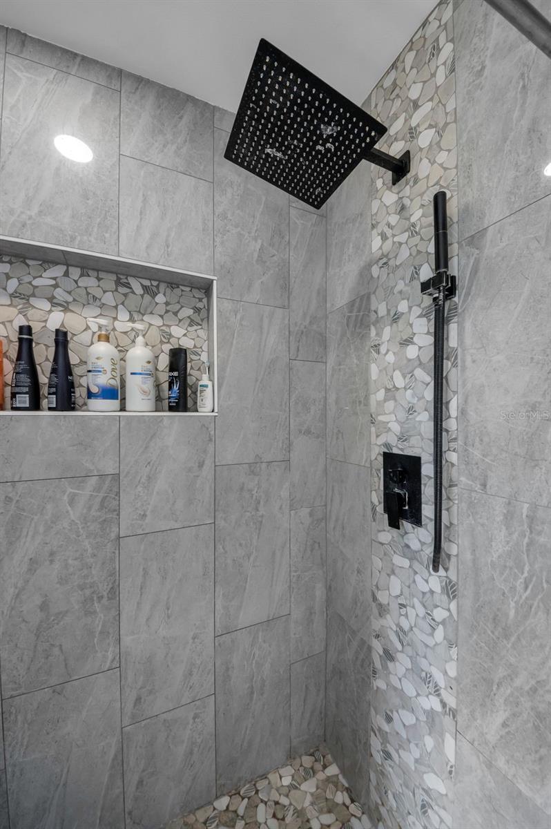 Image 37 of 62 For 415 Bayfield Drive