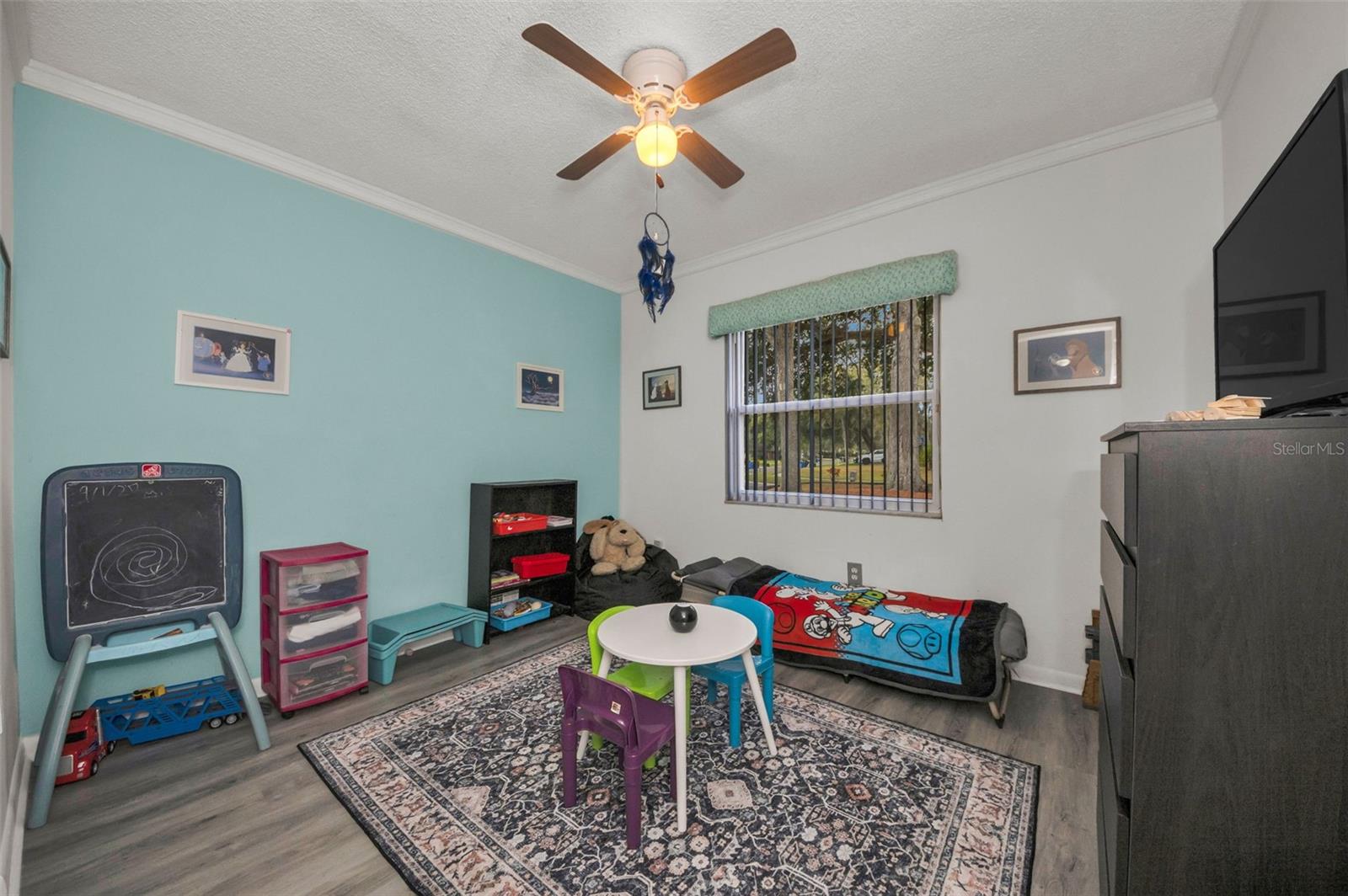 Image 39 of 62 For 415 Bayfield Drive