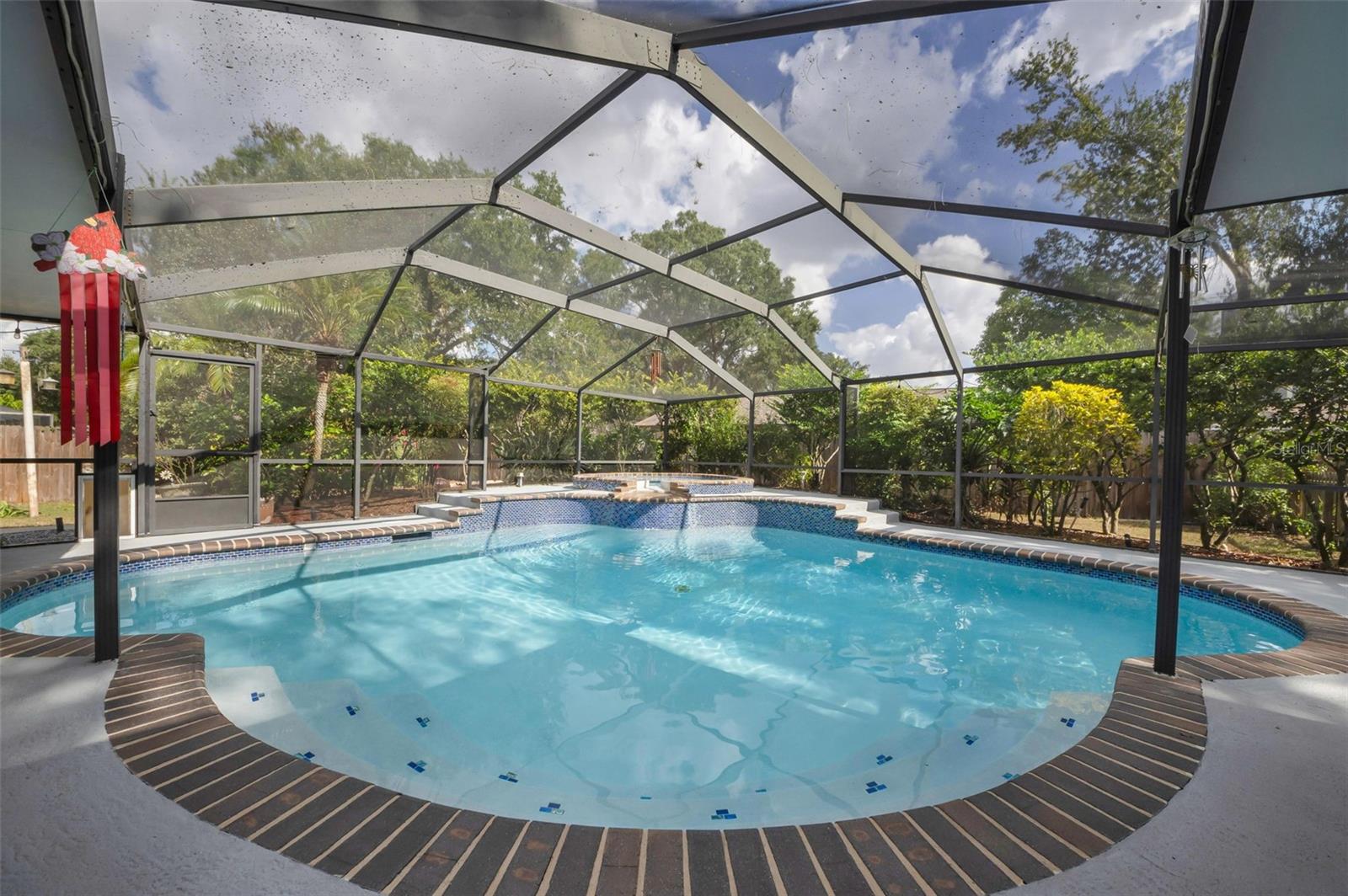 Image 4 of 62 For 415 Bayfield Drive