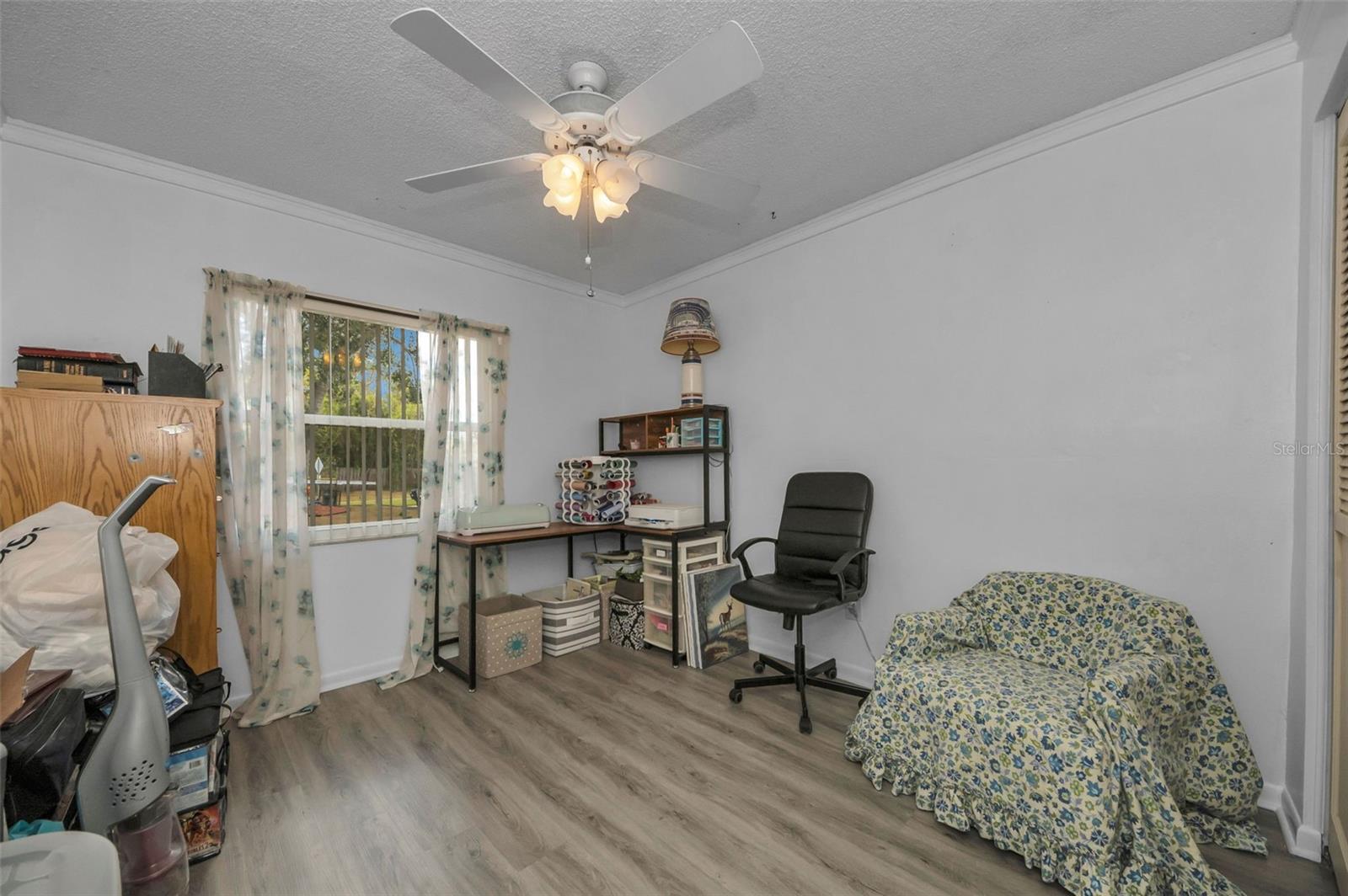 Image 40 of 62 For 415 Bayfield Drive