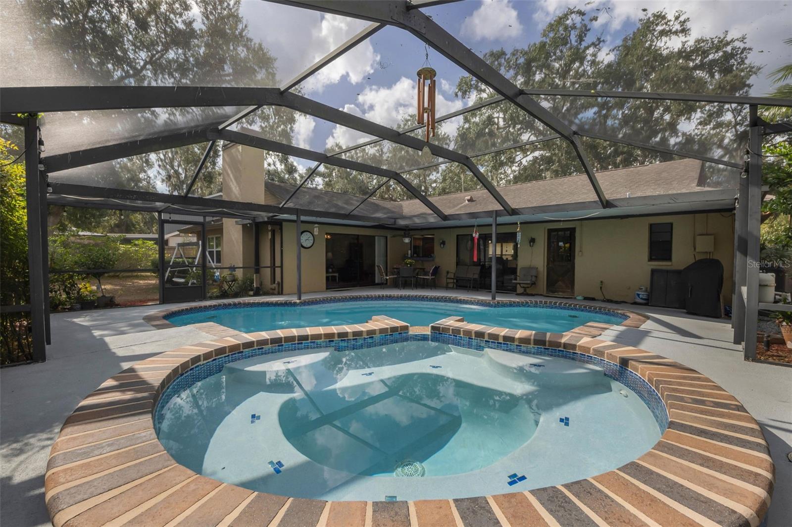 Image 47 of 62 For 415 Bayfield Drive