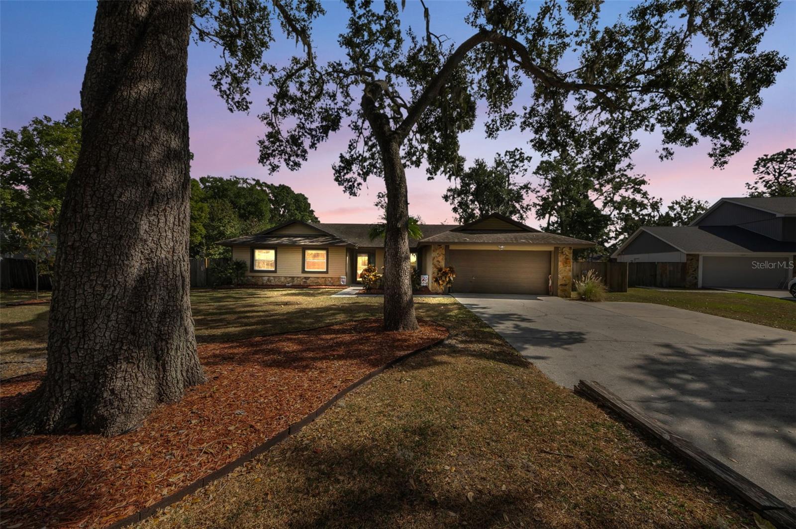 Image 7 of 62 For 415 Bayfield Drive