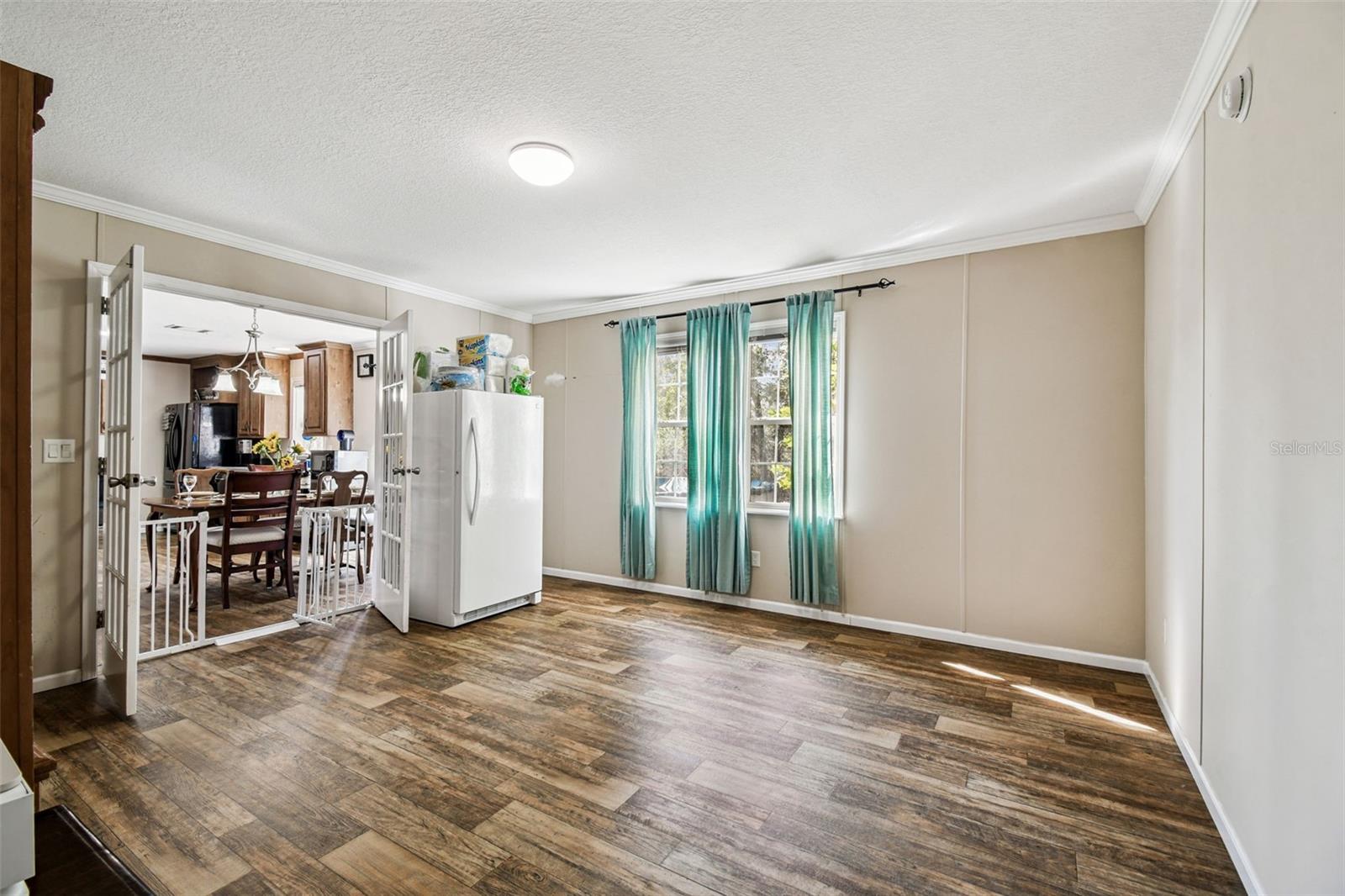 Image 10 of 88 For 11473 Finch Road