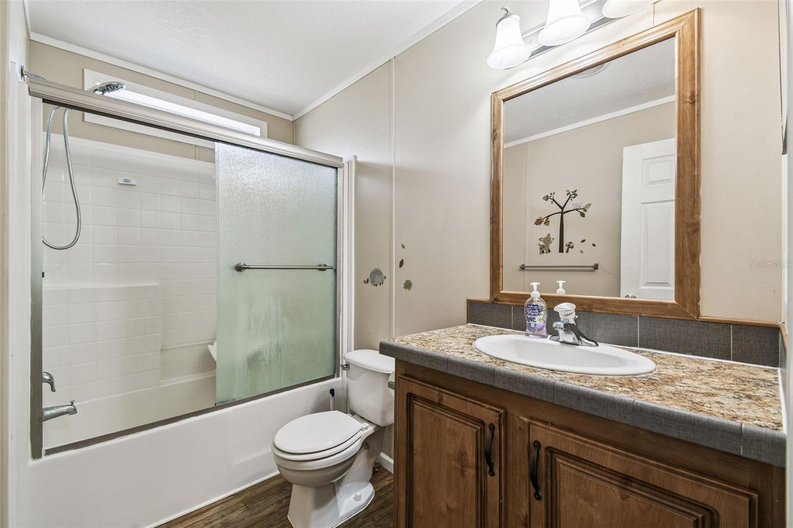 Image 13 of 88 For 11473 Finch Road