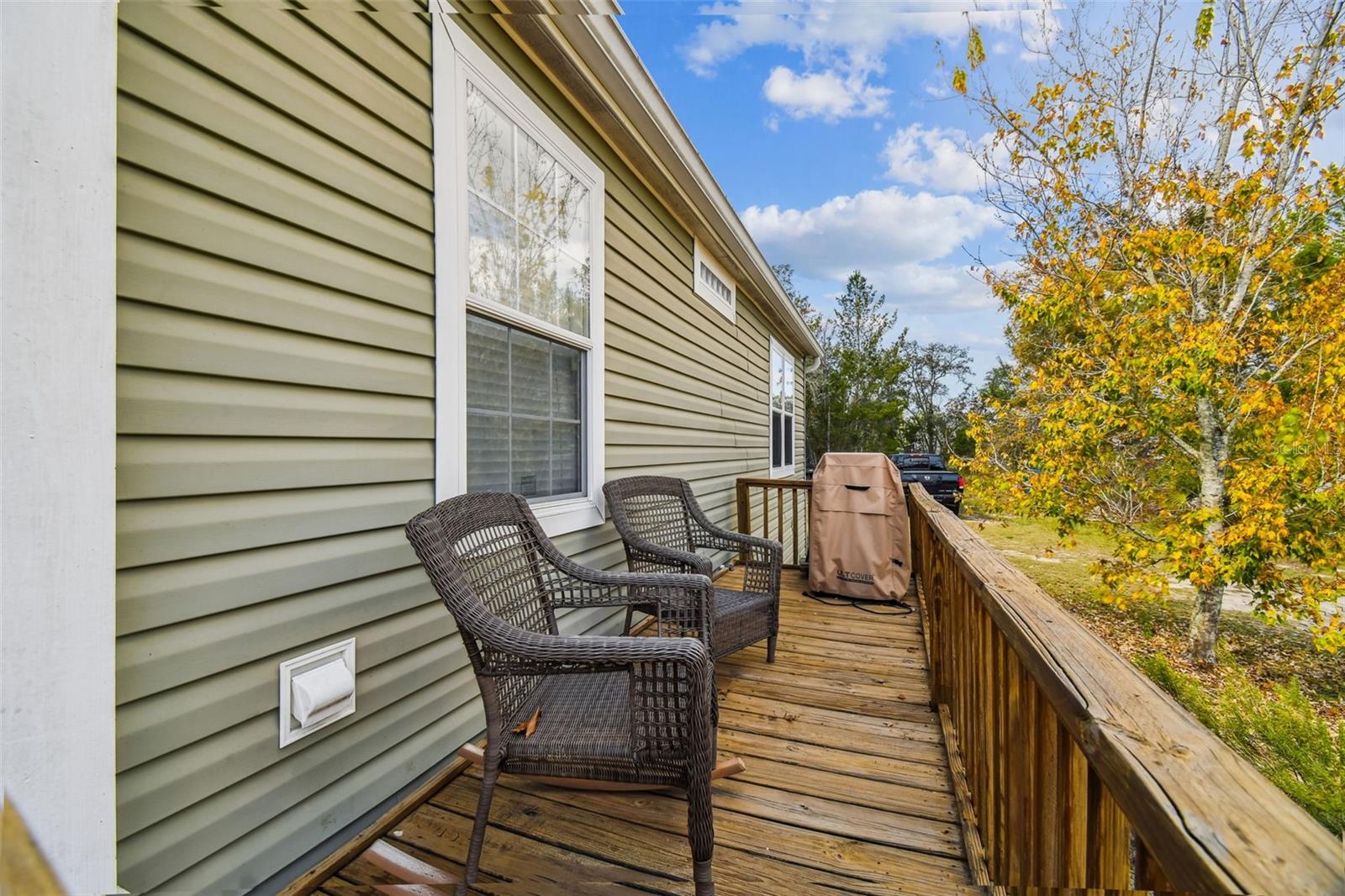 Image 6 of 88 For 11473 Finch Road