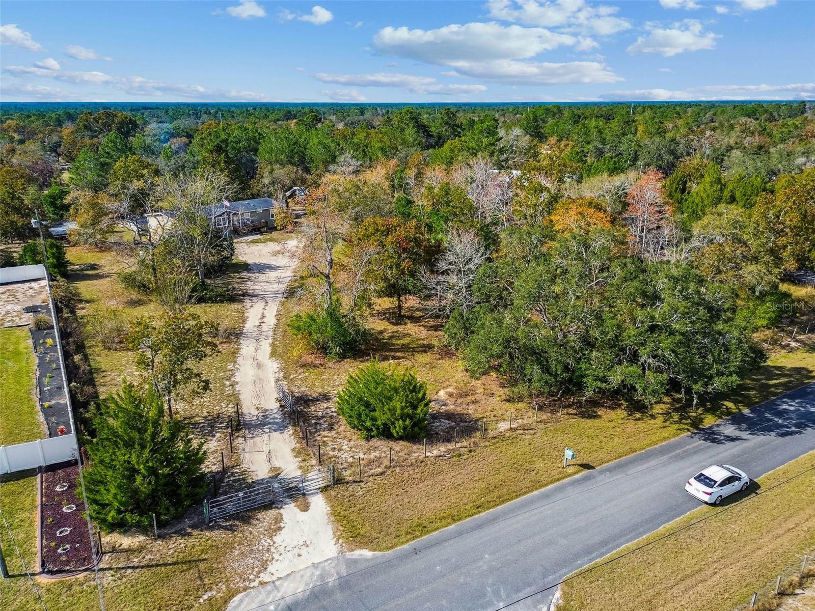 Image 62 of 88 For 11473 Finch Road