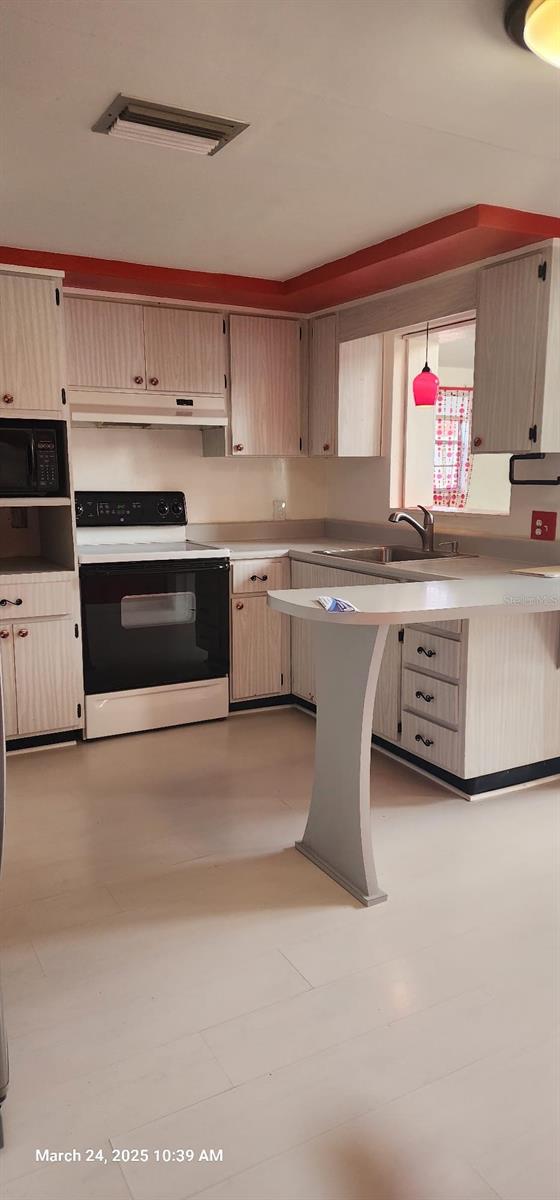 Image 11 of 23 For 6153 9th Avenue