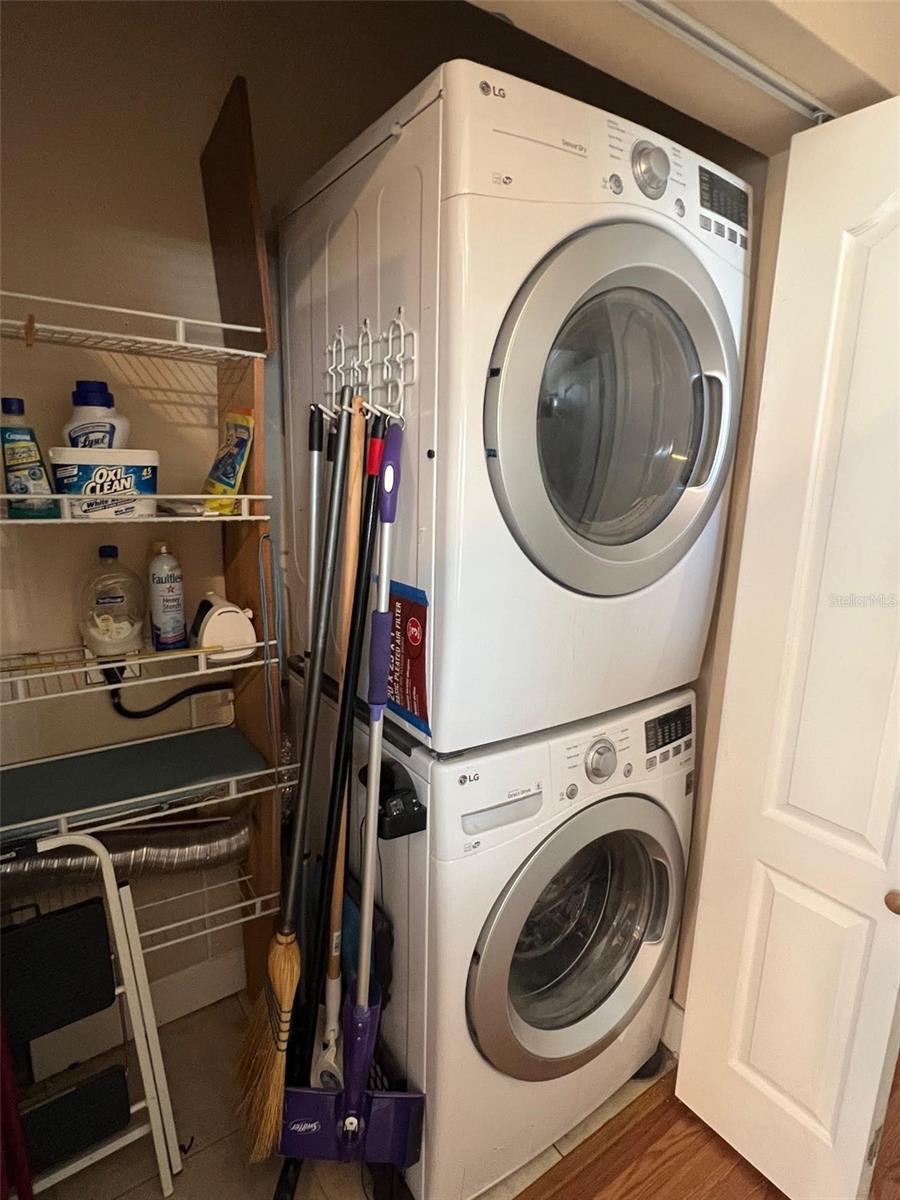 Image 18 of 31 For 11300 124th Avenue 44