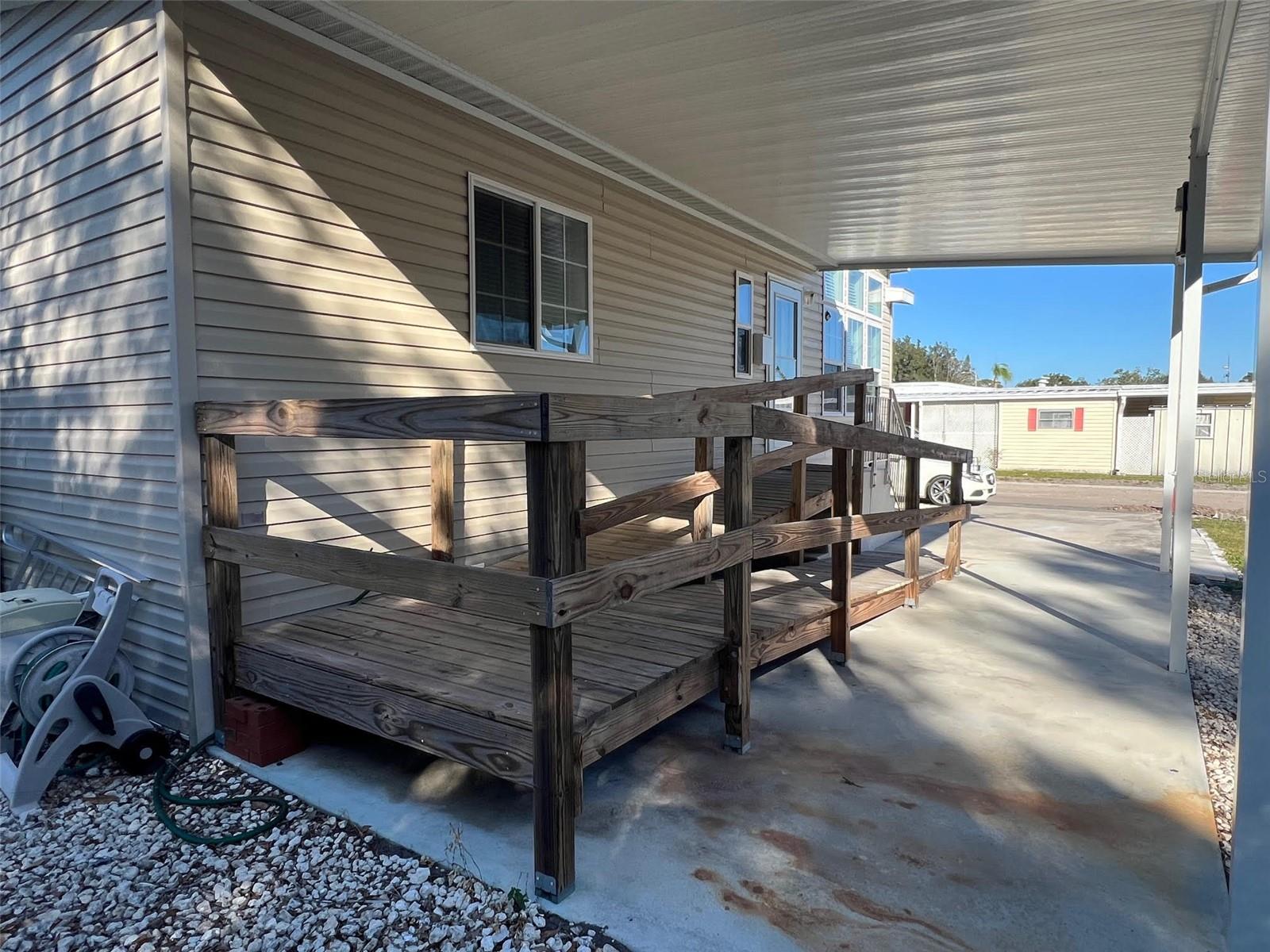 Image 3 of 31 For 11300 124th Avenue 44