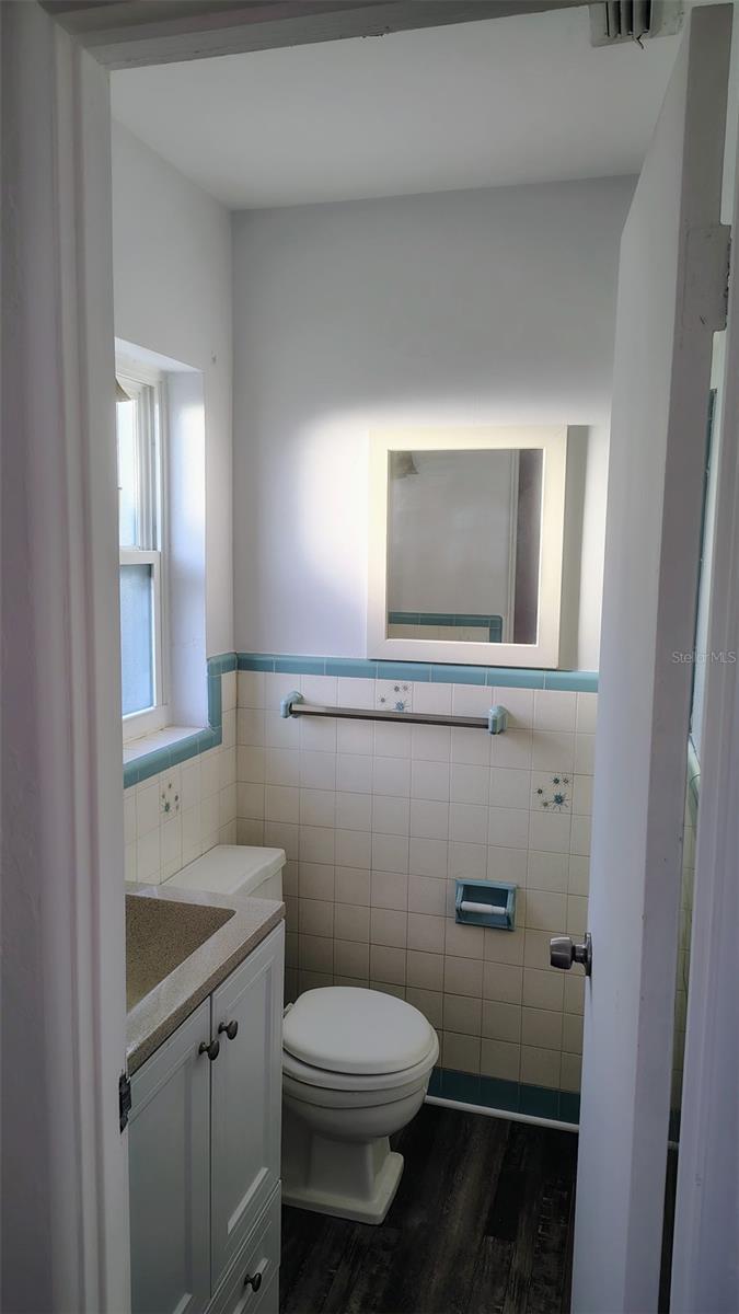 Image 13 of 16 For 1700 63rd St N