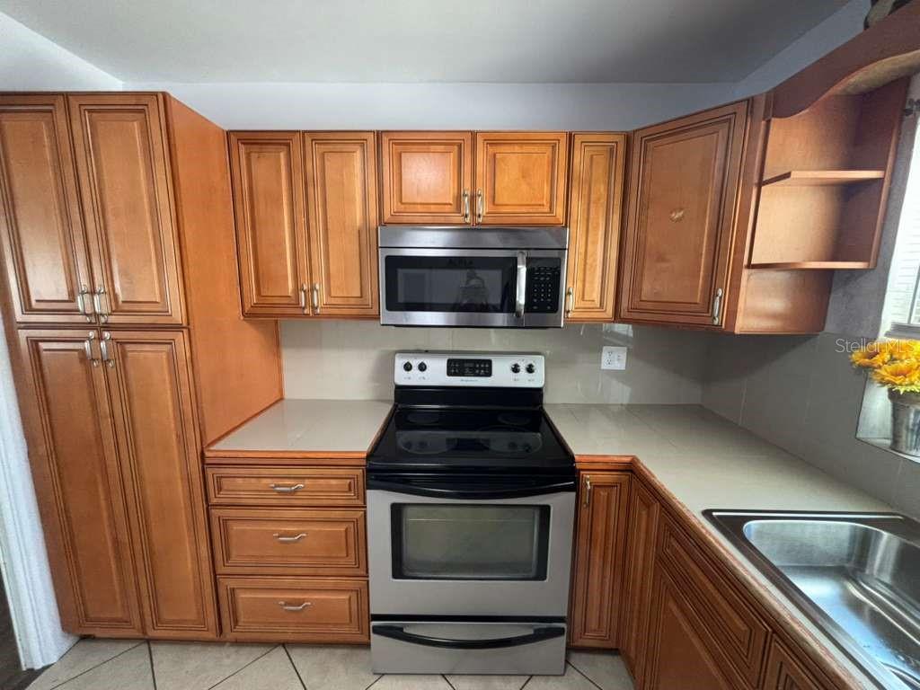 Image 7 of 16 For 1700 63rd St N