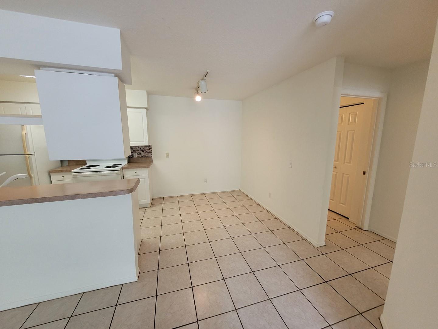 Image 6 of 44 For 36037 Deer Creek Drive 102