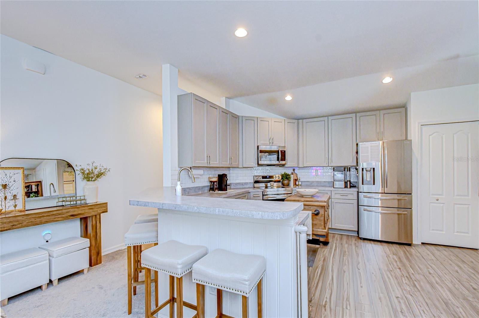 Image 16 of 51 For 3142 Beckett Way