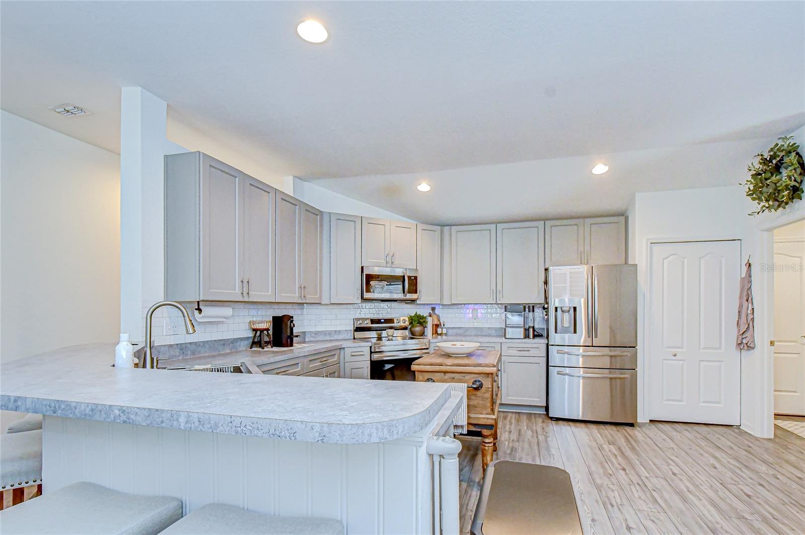 Image 18 of 51 For 3142 Beckett Way