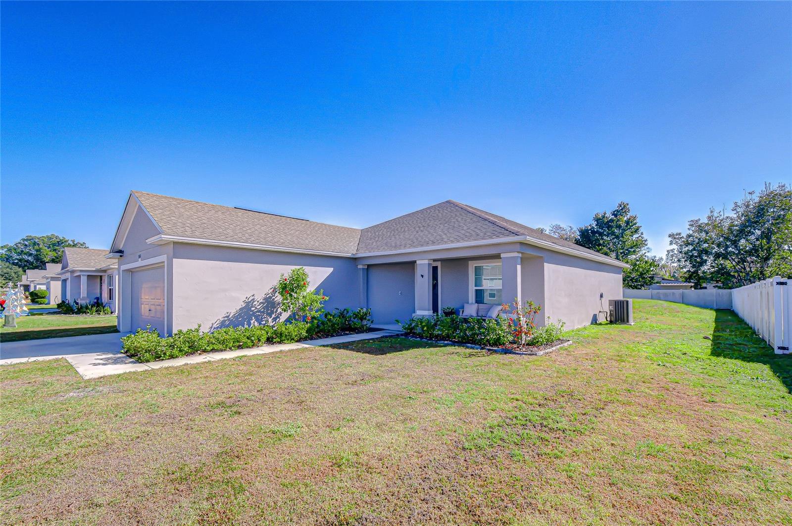 Image 3 of 51 For 3142 Beckett Way