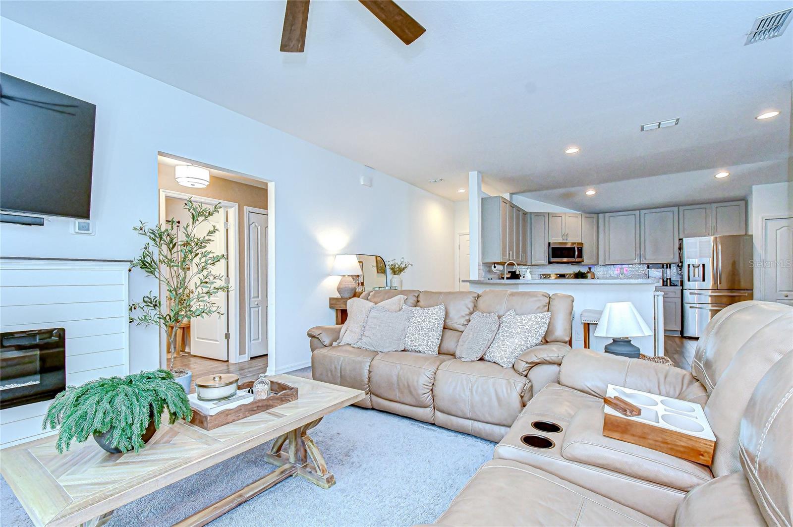 Image 32 of 51 For 3142 Beckett Way