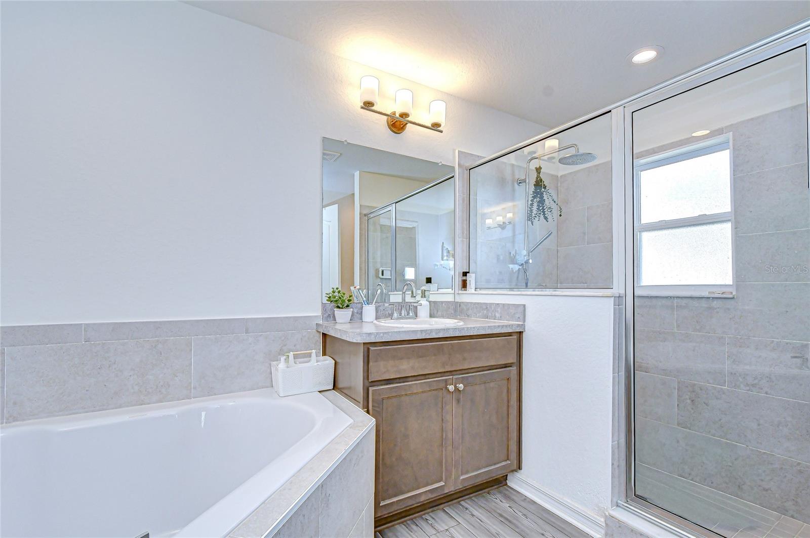 Image 44 of 51 For 3142 Beckett Way