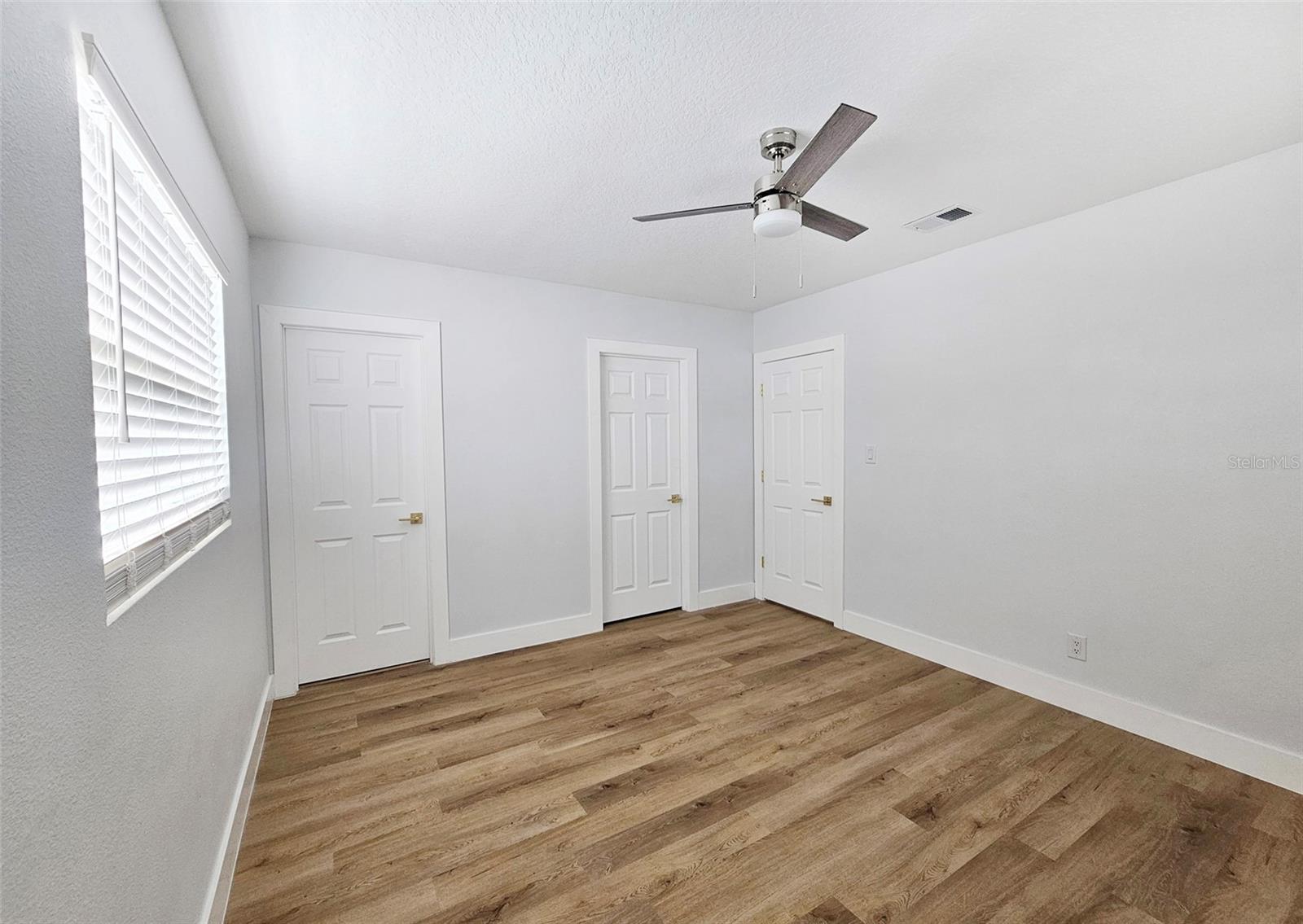 Image 20 of 26 For 6405 Hale Avenue