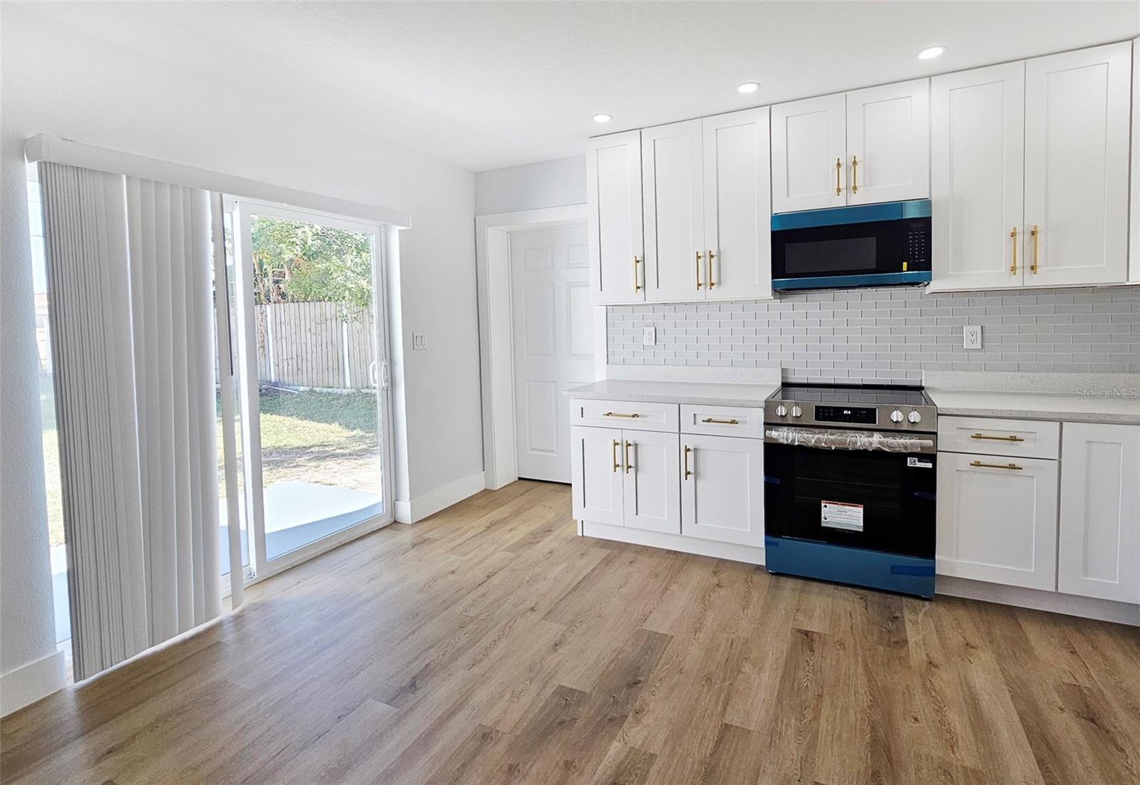 Image 9 of 26 For 6405 Hale Avenue