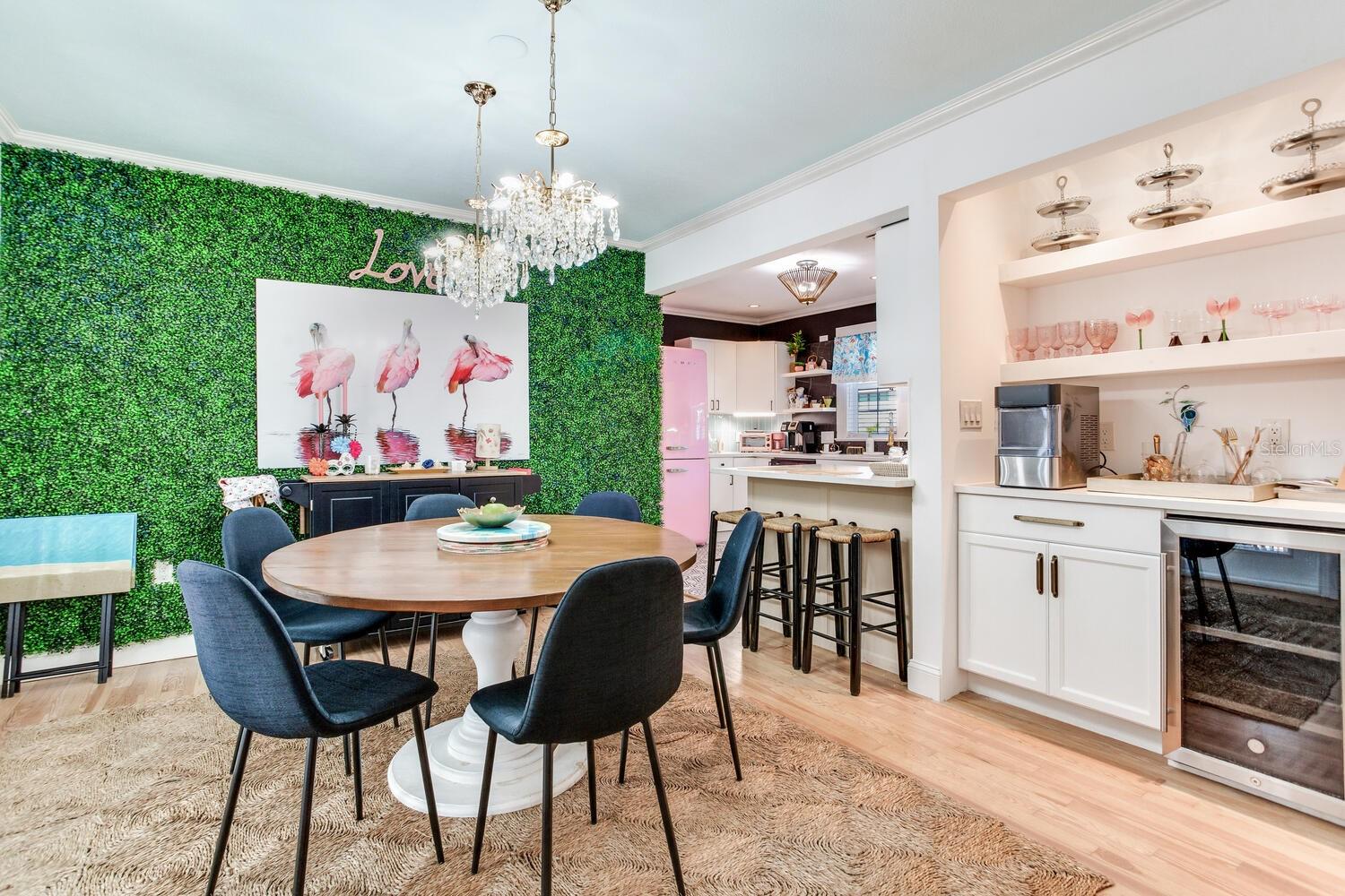 Image 19 of 73 For 1960 Lincoln Drive