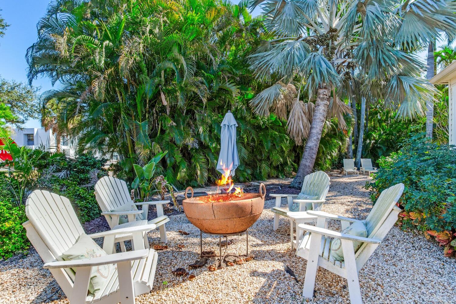 Image 53 of 73 For 1960 Lincoln Drive