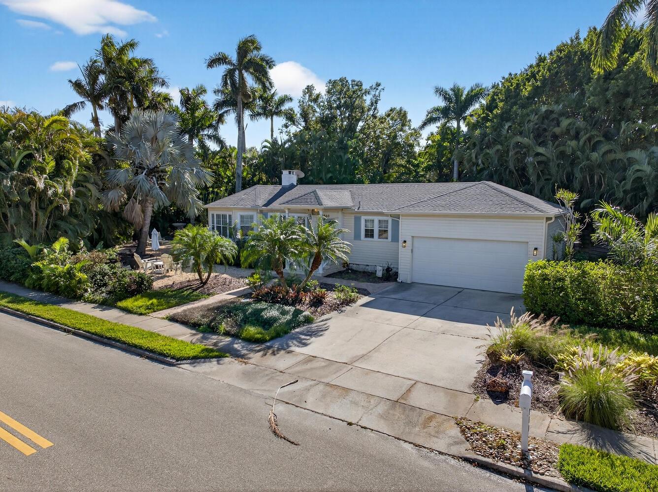 Image 60 of 73 For 1960 Lincoln Drive