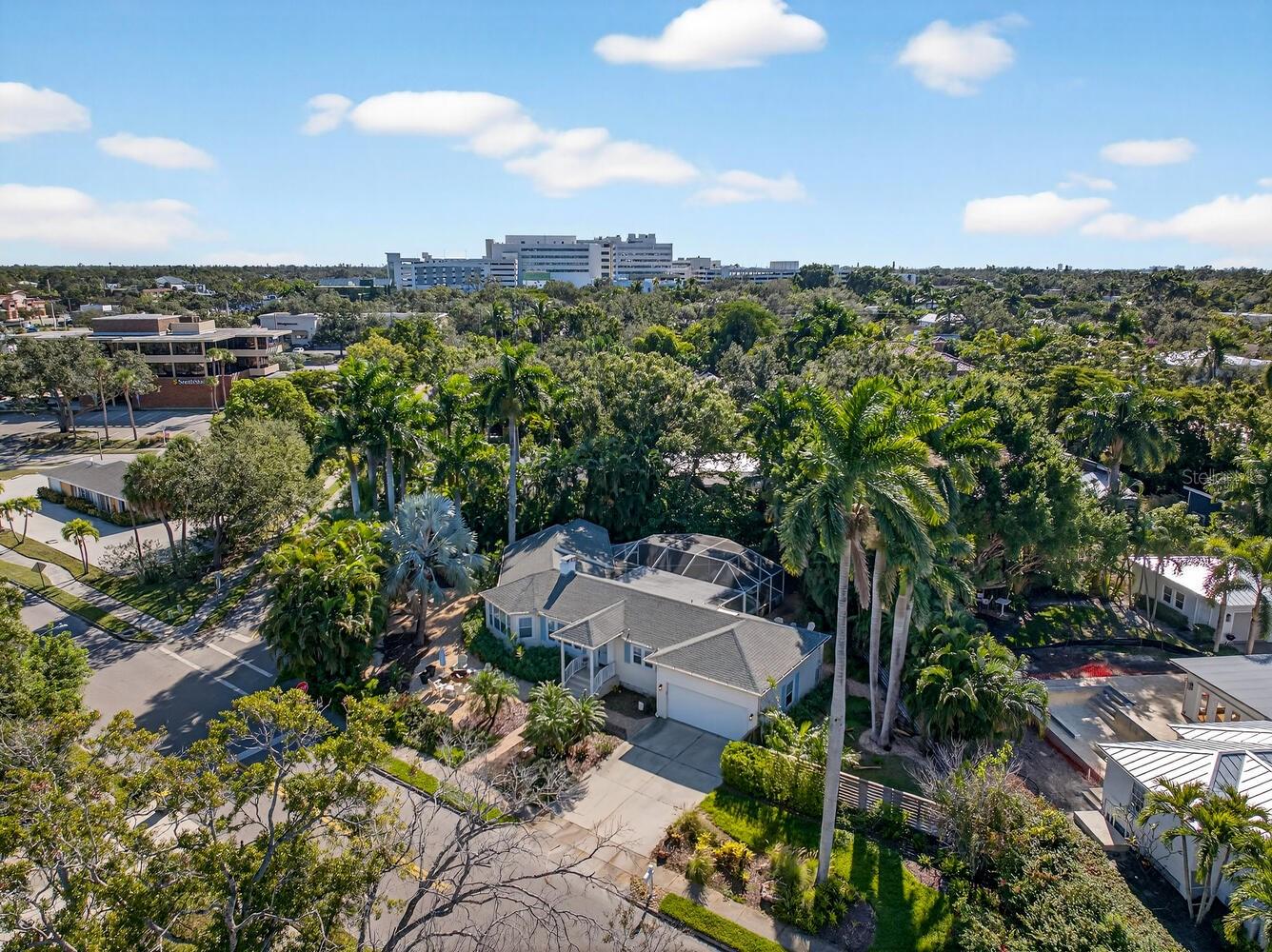 Image 63 of 73 For 1960 Lincoln Drive