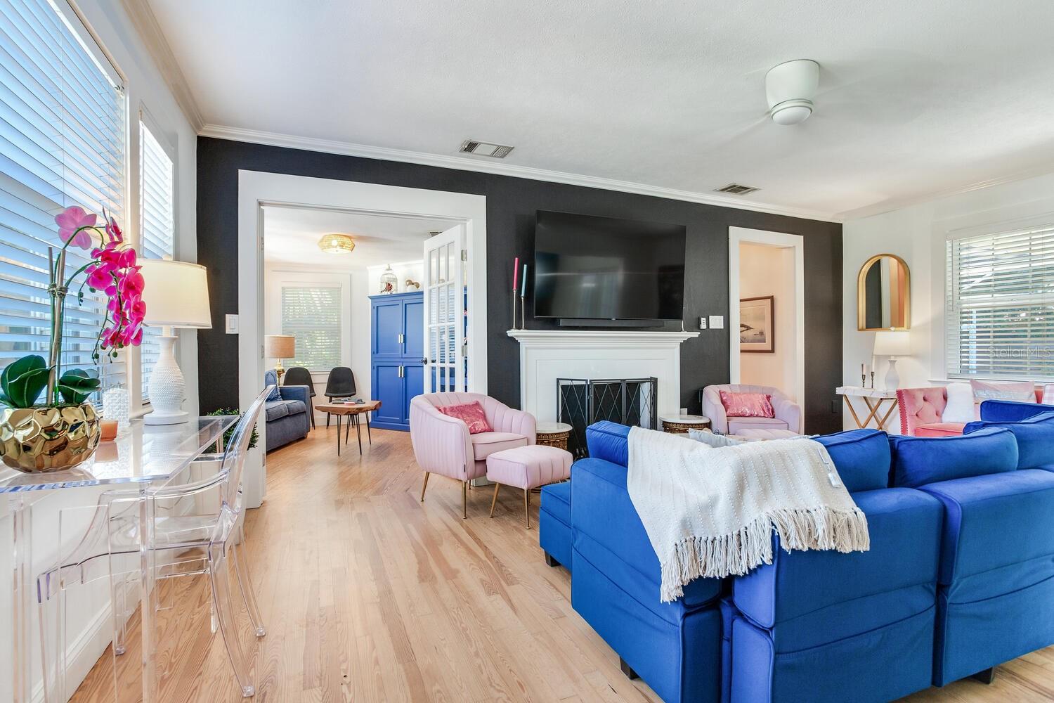 Image 9 of 73 For 1960 Lincoln Drive