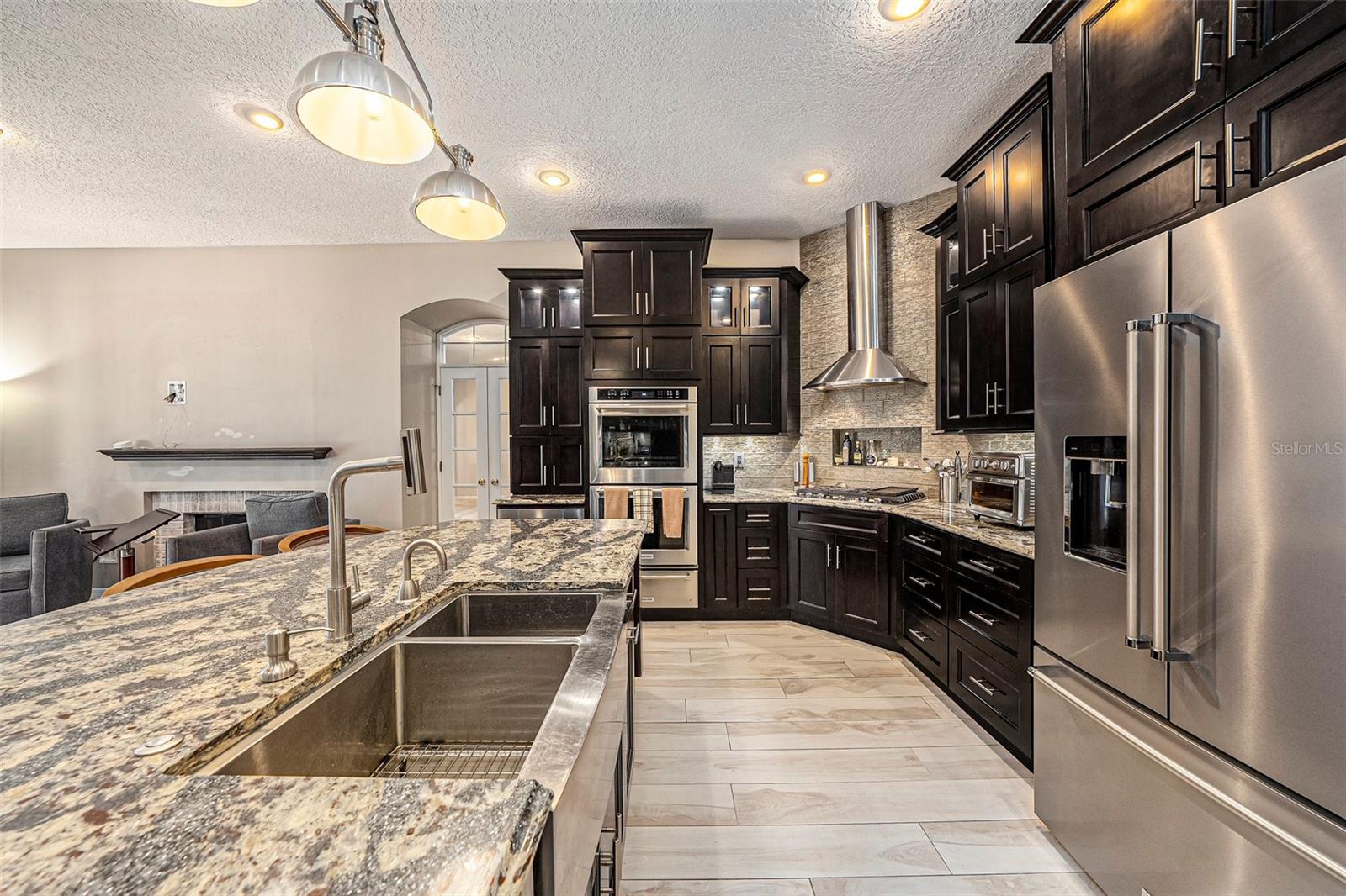 Image 12 of 44 For 15818 Fairchild Drive