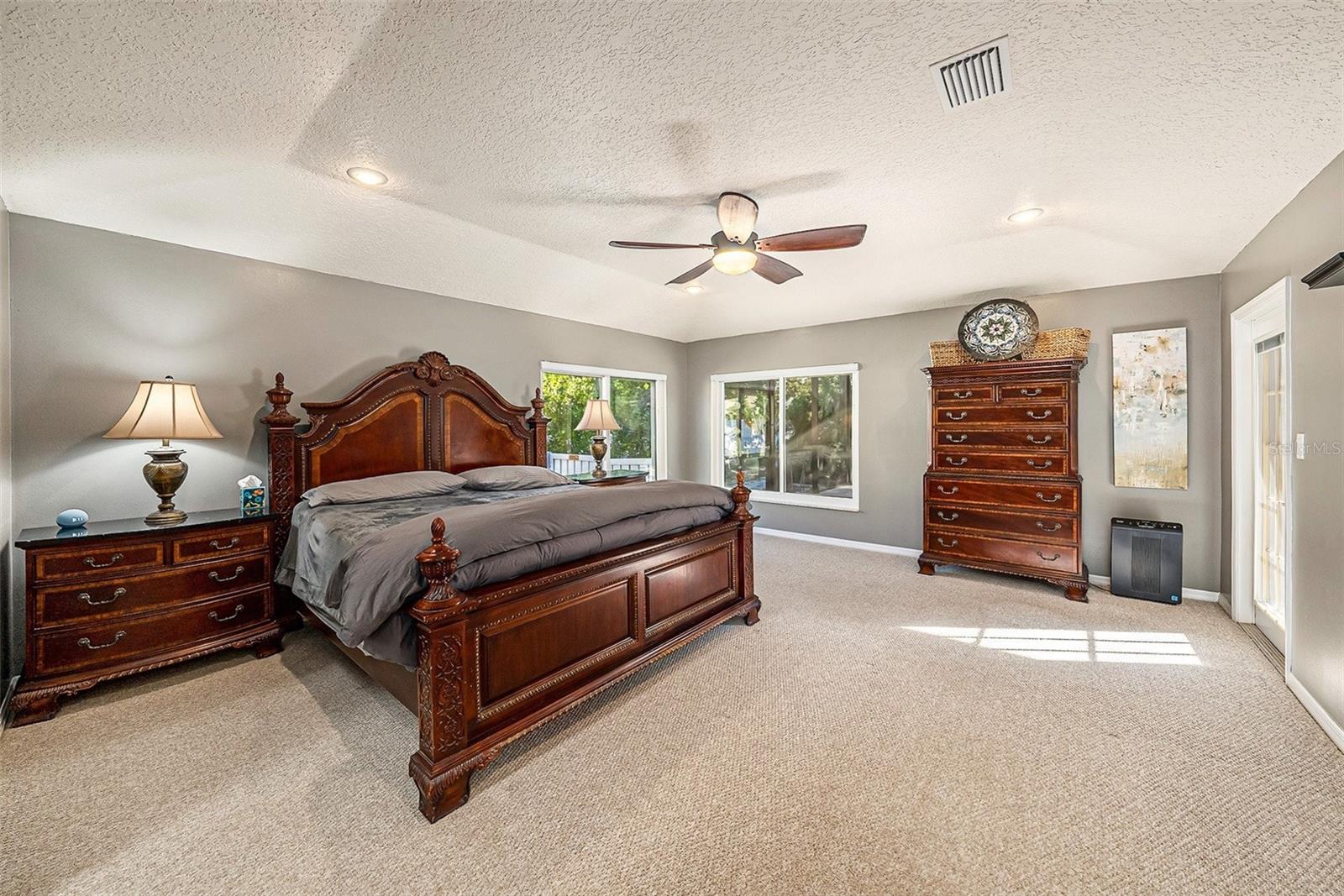 Image 16 of 44 For 15818 Fairchild Drive