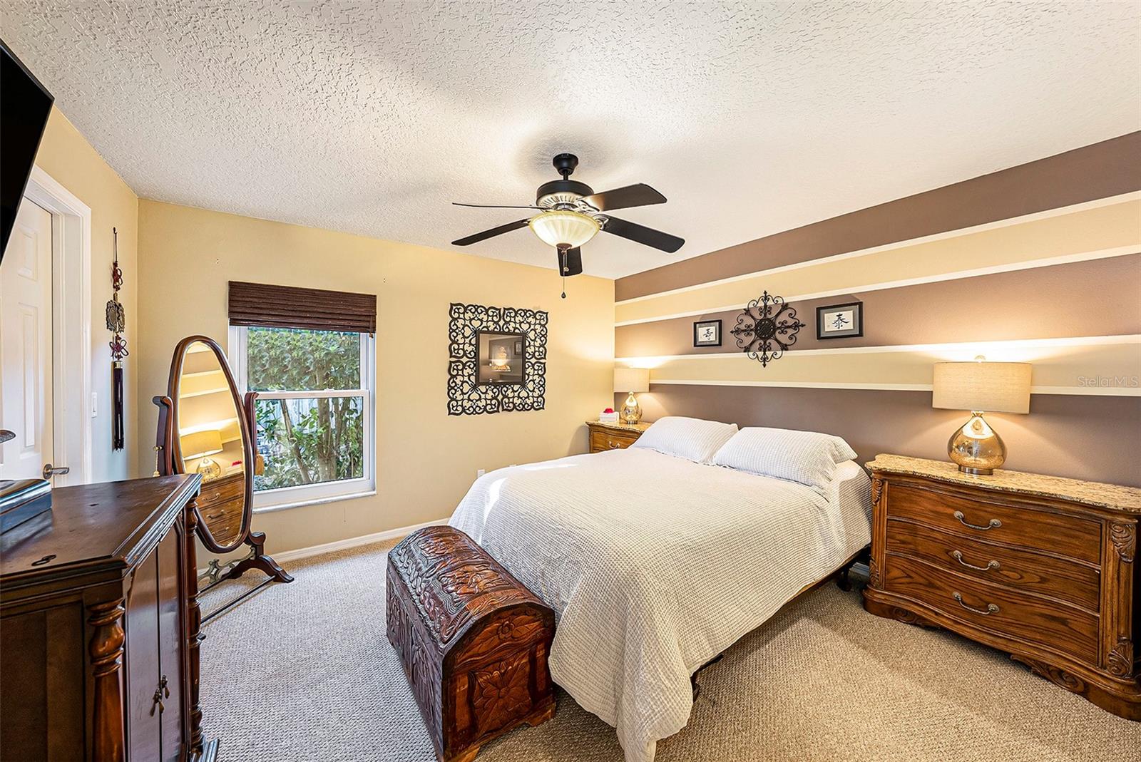 Image 19 of 44 For 15818 Fairchild Drive