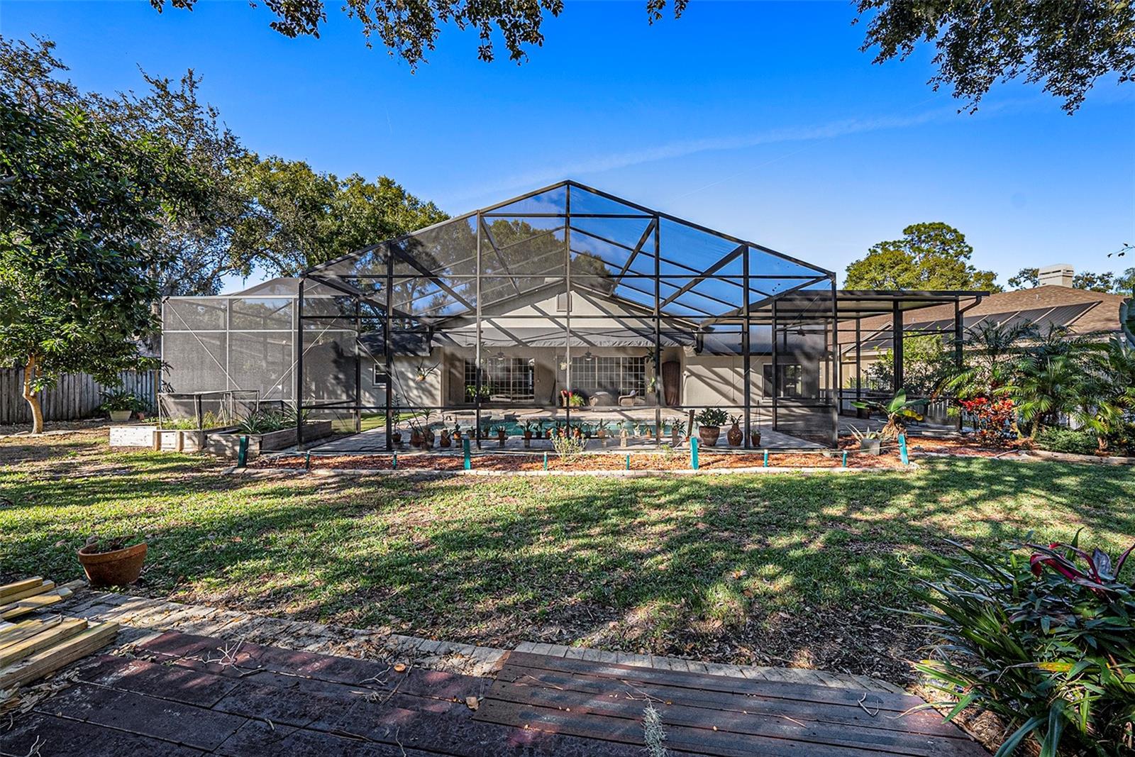 Image 37 of 44 For 15818 Fairchild Drive