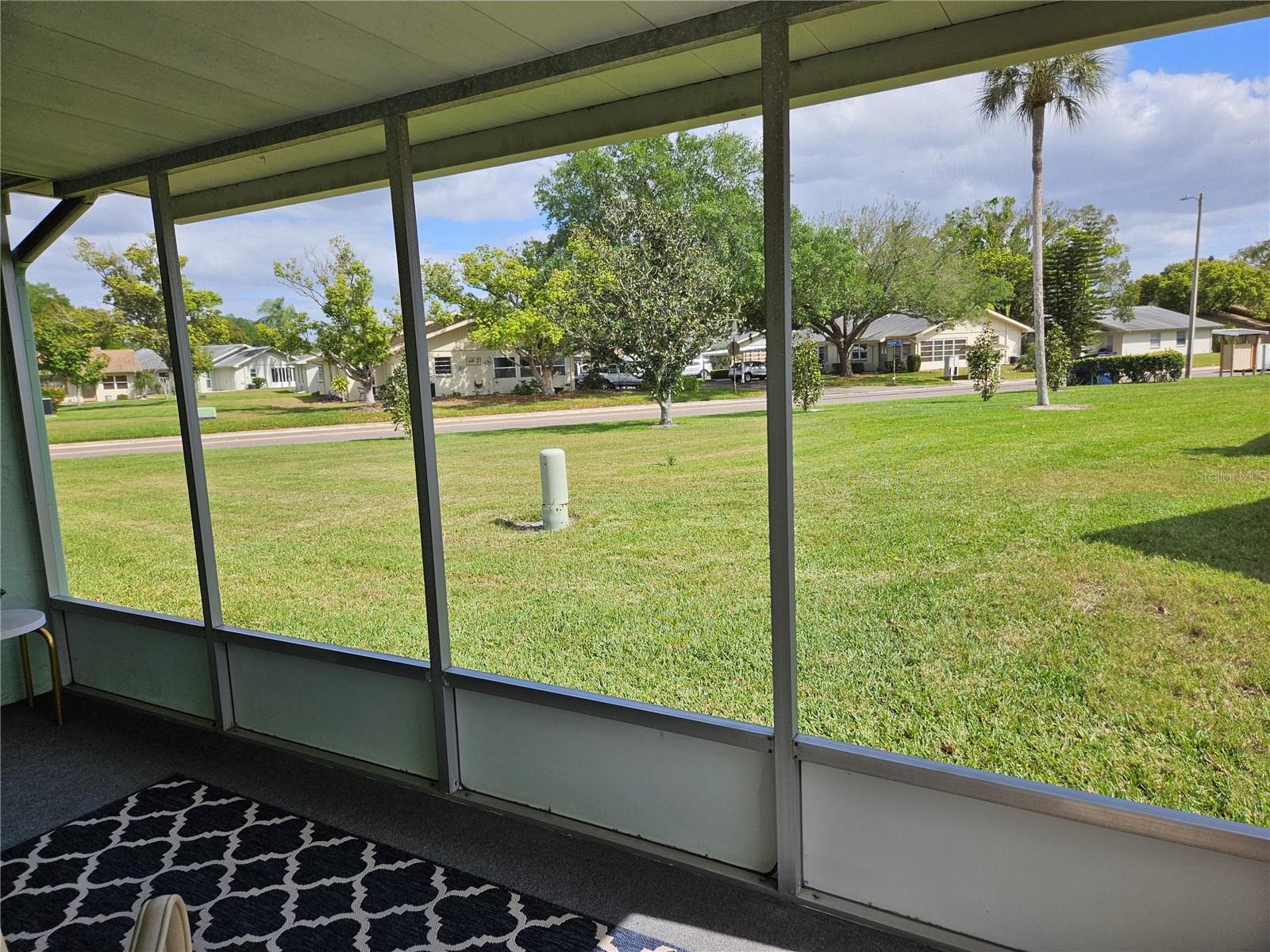 Image 13 of 31 For 304 Grayston Place