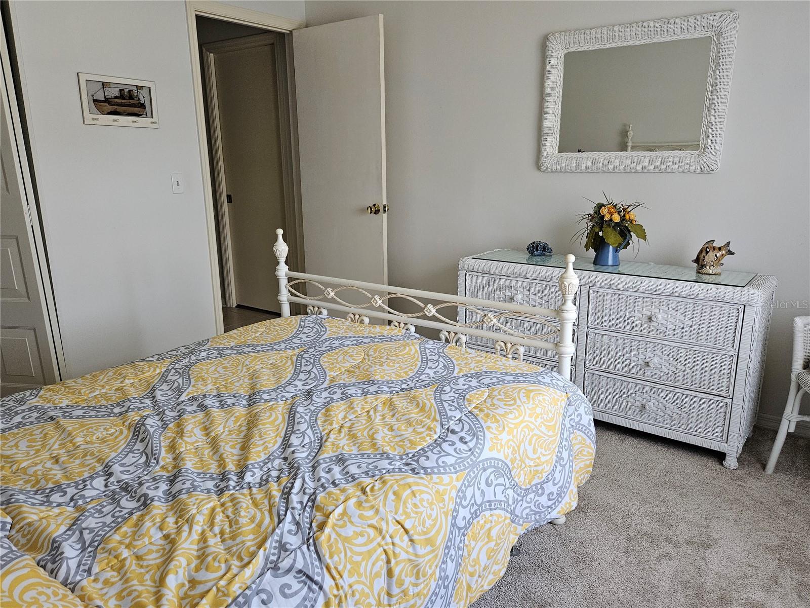 Image 20 of 31 For 304 Grayston Place