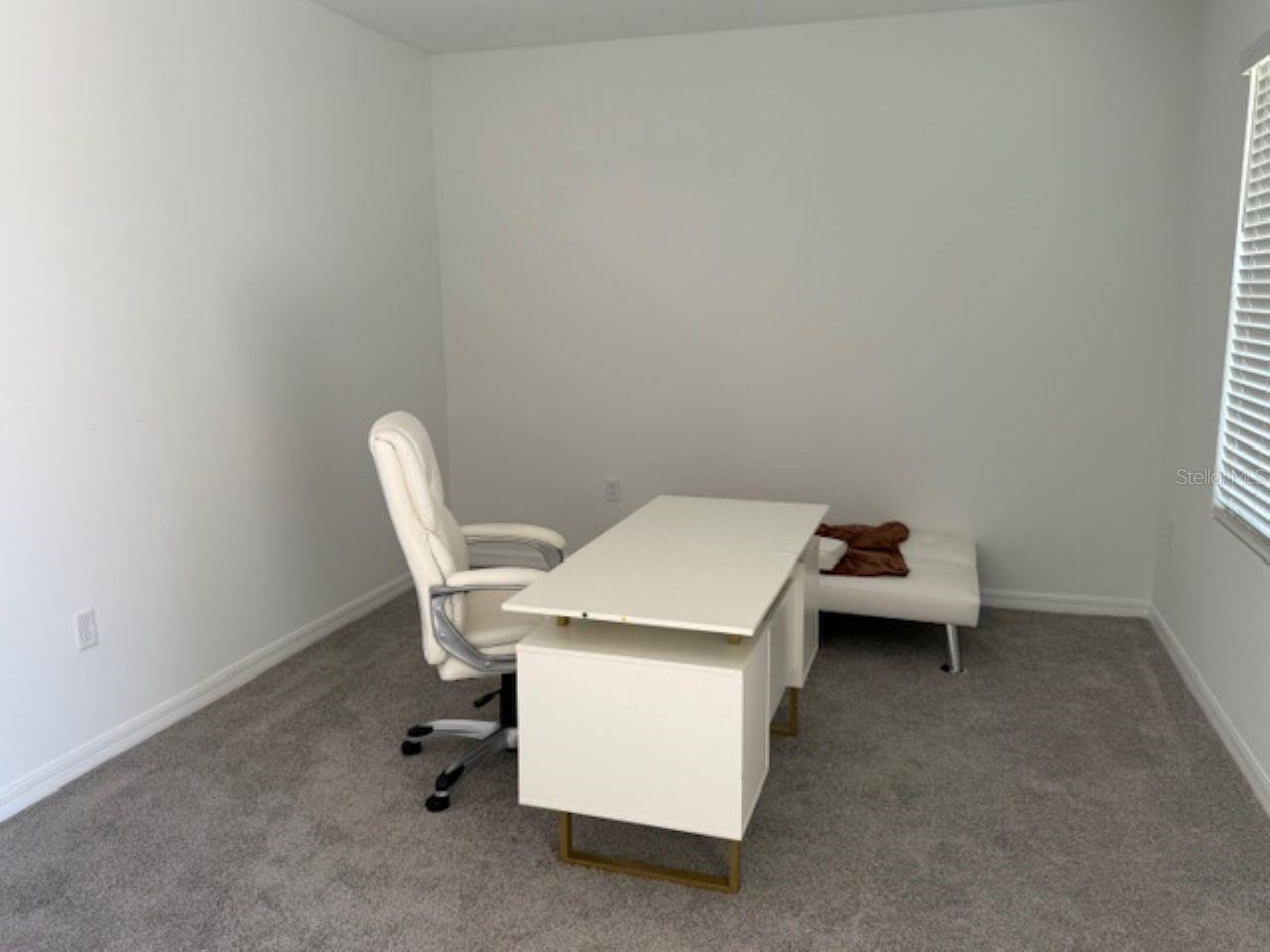 Image 4 of 27 For 3440 Ivy Hollow Drive