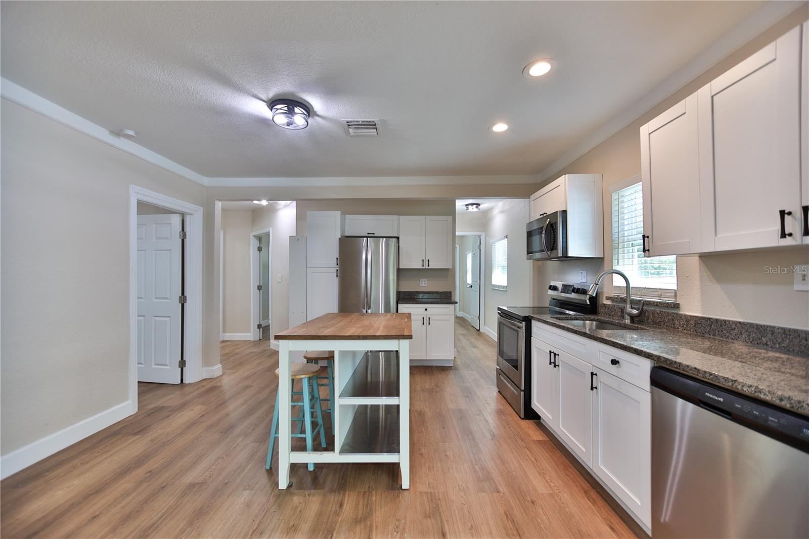 Image 13 of 26 For 453 41st Avenue S