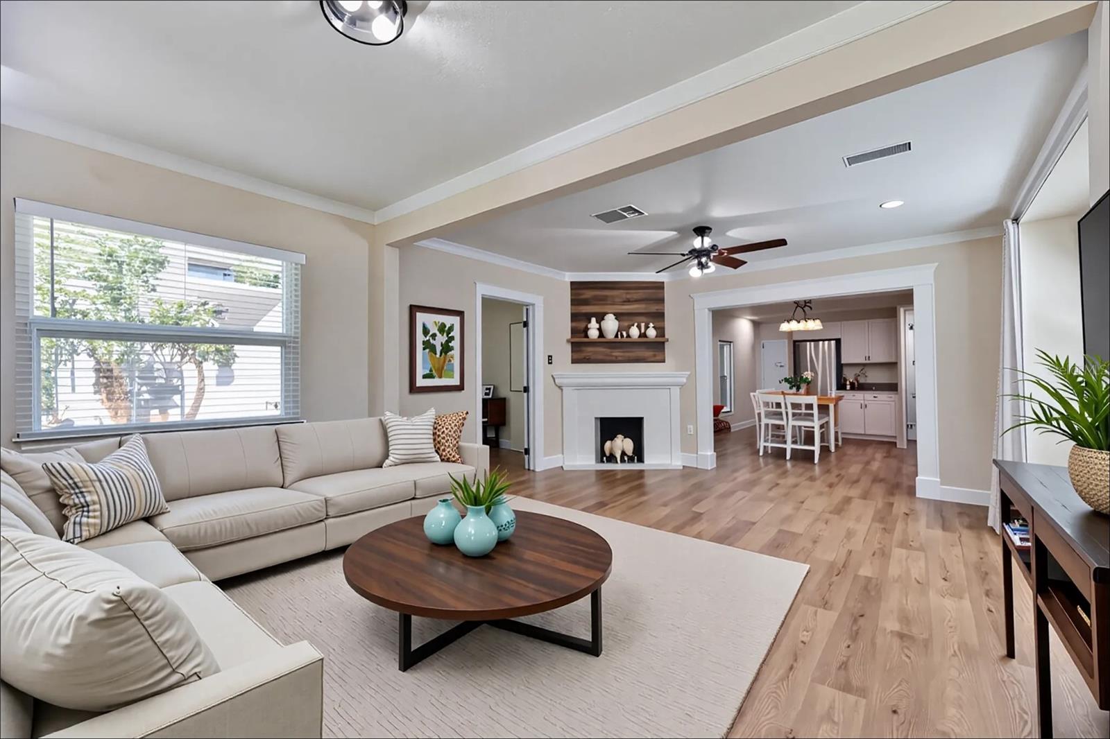 Image 2 of 26 For 453 41st Avenue S