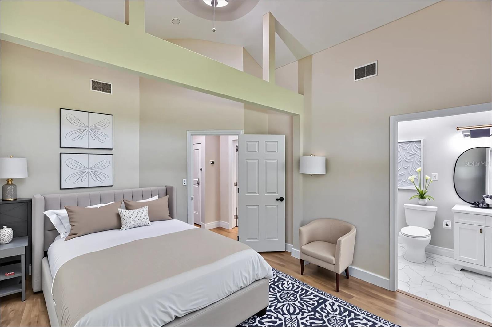 Image 5 of 26 For 453 41st Avenue S