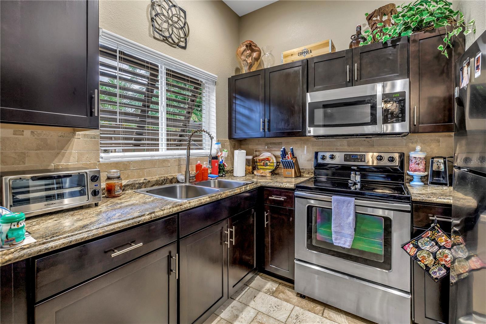 Image 11 of 47 For 1626 Pine Street