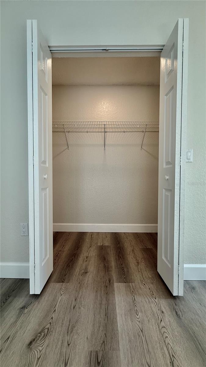 Image 21 of 40 For 18917 Parade Road