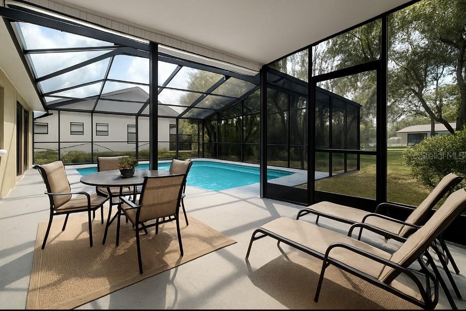 Image 31 of 40 For 18917 Parade Road