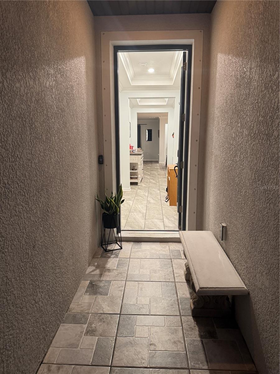 Listing photo id 10 for 12409 Brick Cobblestone Drive