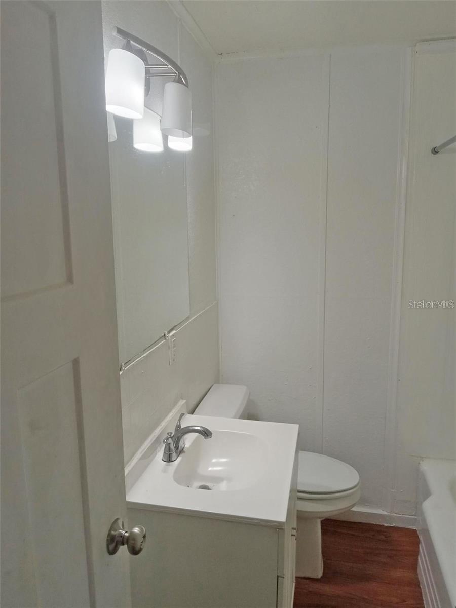 Image 13 of 19 For 424 Dr M L King Jr Boulevard