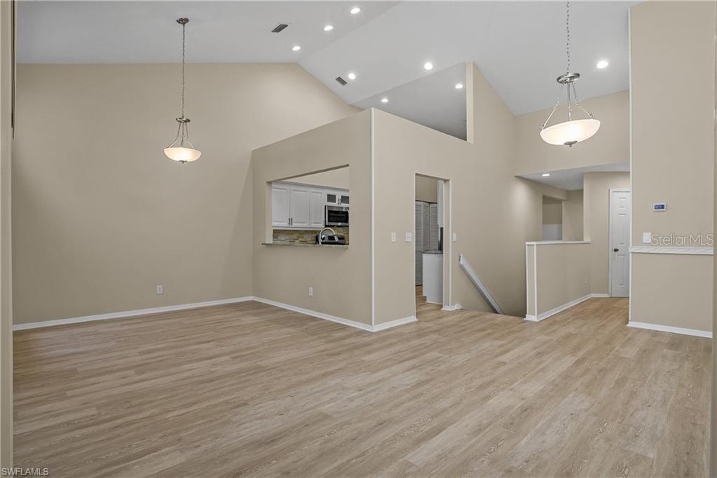 Image 16 of 32 For 12051 Champions Green Way 322