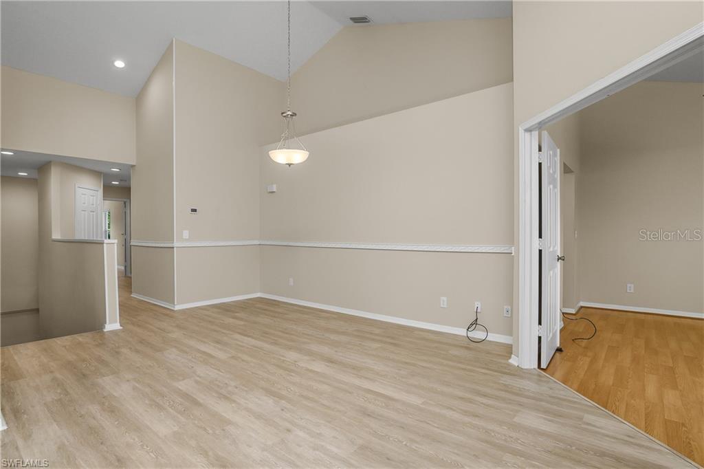 Image 17 of 32 For 12051 Champions Green Way 322