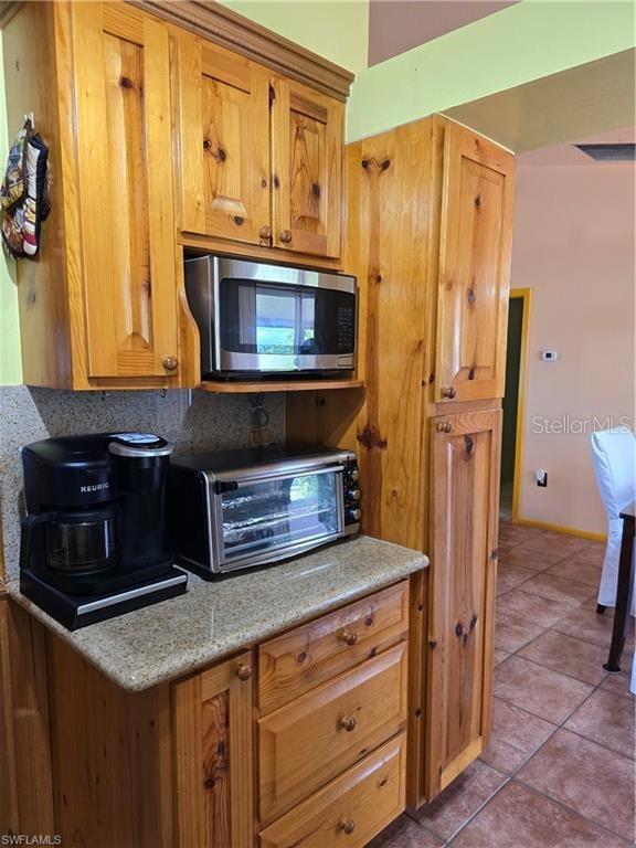 Image 18 of 39 For 1017 15th Street